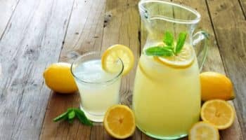 Como fazer suco de limão no liquidificador